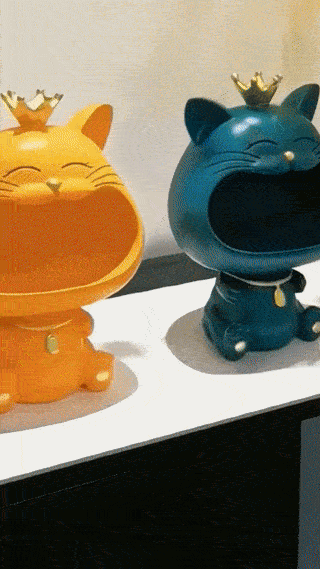 北欧の猫の置物