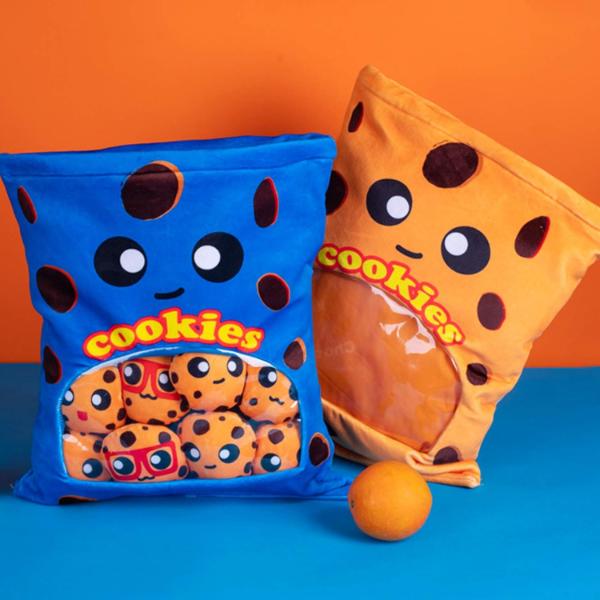 スナックピロー猫ぬいぐるみとクッキーチーズふわふわぬいぐるみ