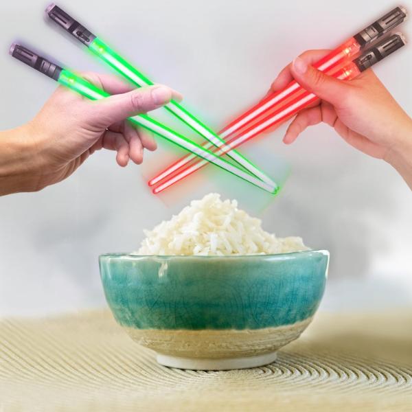 JEDI-LICHTSCHWERT-ESSSTÄBCHEN