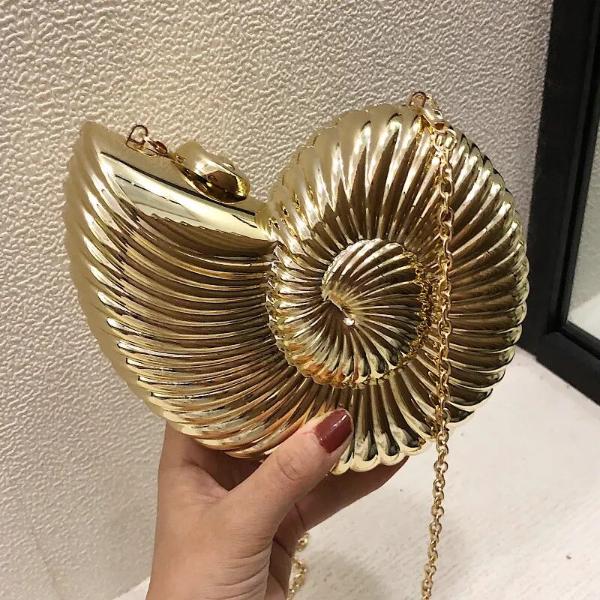 Luxury Acrylic Shell Clutch Bag