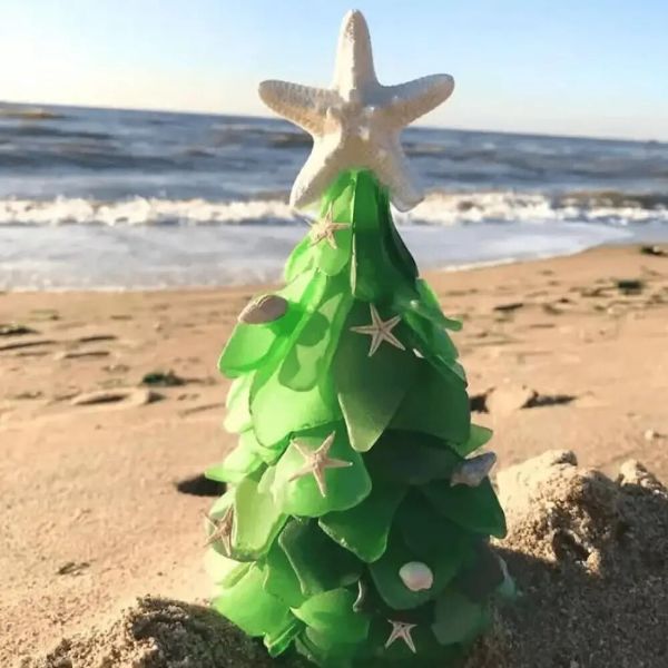 シーグラスの手作りクリスマスツリー
