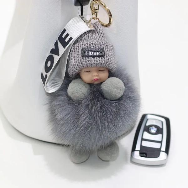 GRATIS GESCHENK Pompom Schlafendes Baby Plüsch Schlüsselanhänger