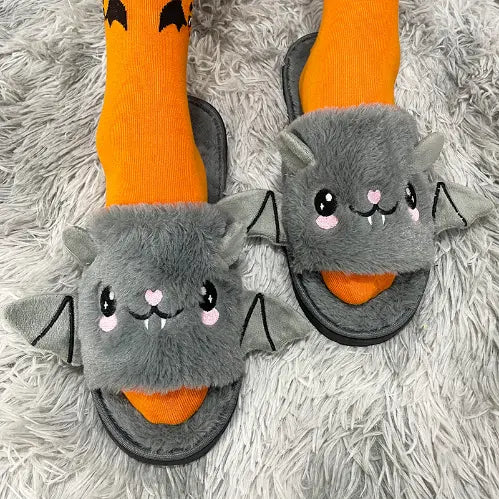 ハロウィーンの不気味なコウモリのカボチャのぬいぐるみスリッパ