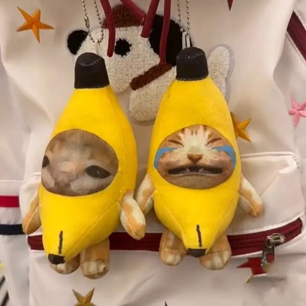 泣いているバナナ猫のぬいぐるみキーチェーン