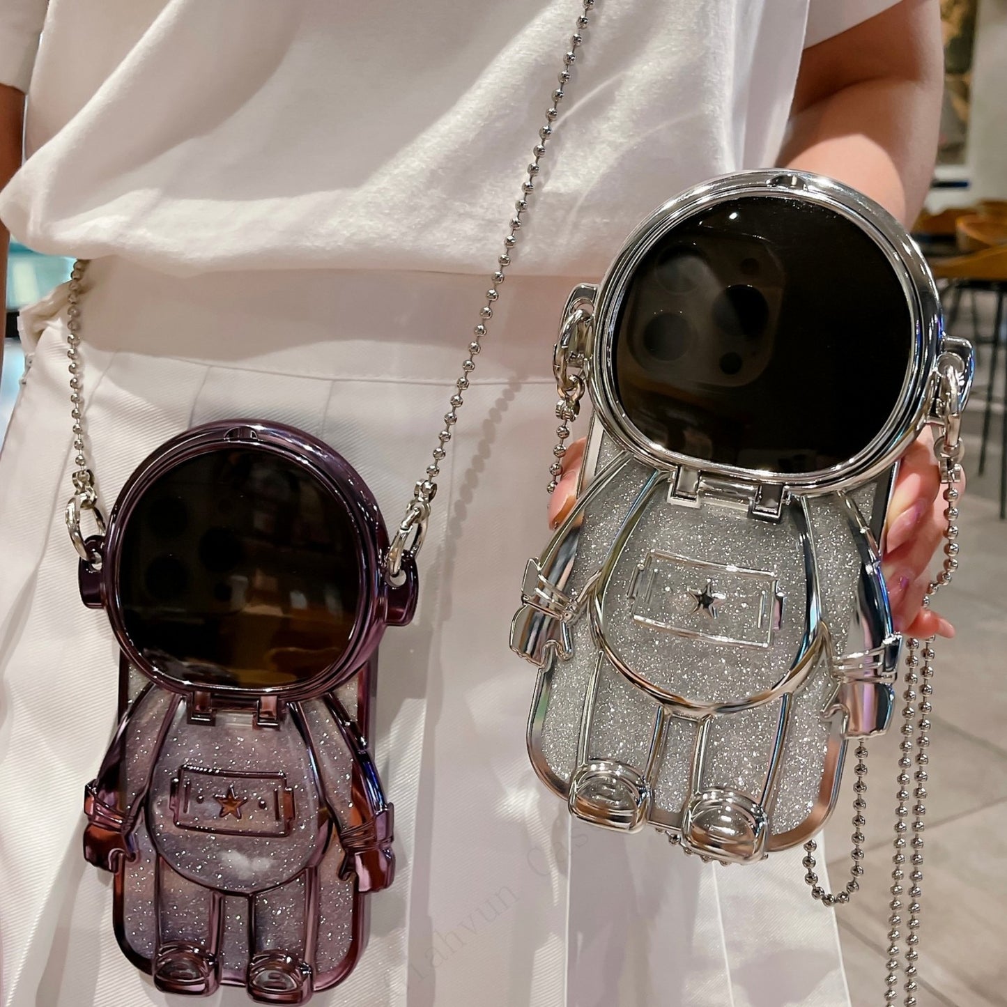 iPhone用グリッター宇宙飛行士電話ケース(レンズ保護ケース)