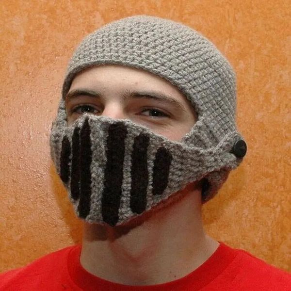 Lustiger gehäkelter Oktopus & Gladiatorhut