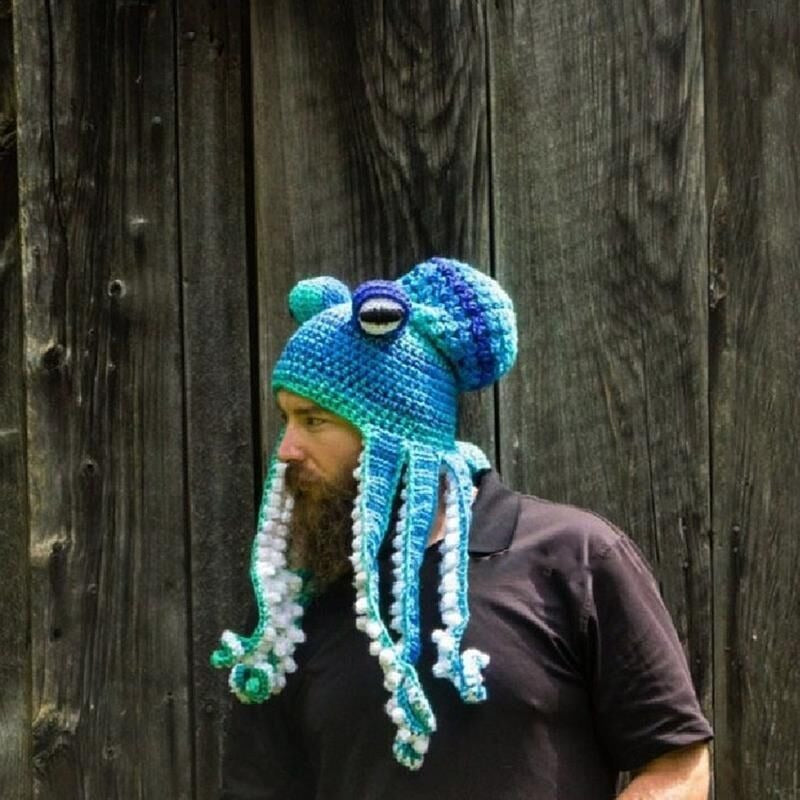 Lustiger gehäkelter Oktopus & Gladiatorhut