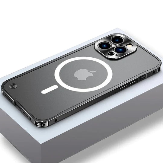 MagSafe iPhoneケース