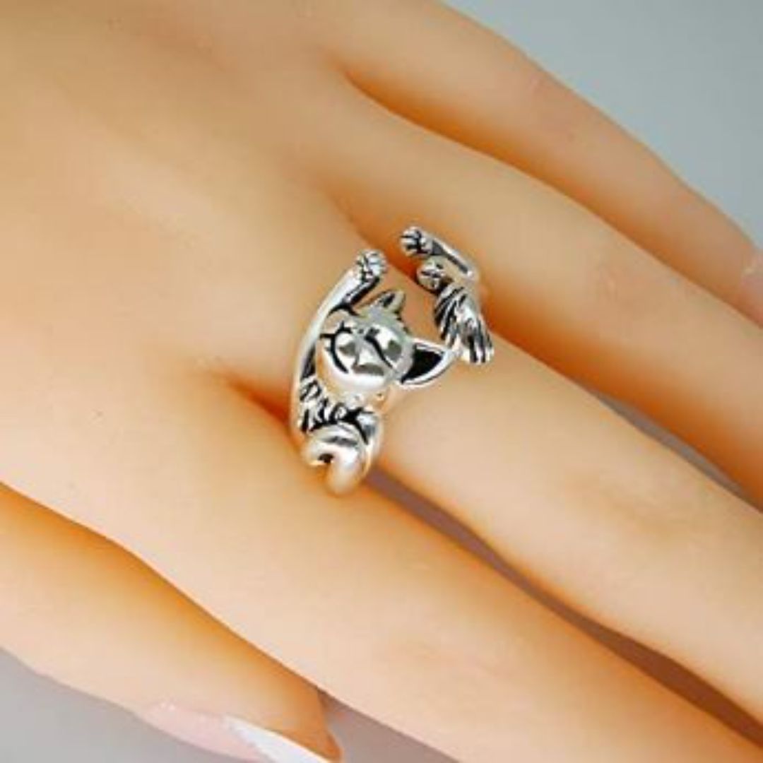 Ring mit Glückskatze, Smiley-Katze und Umarm-Katze