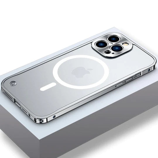 MagSafe iPhoneケース