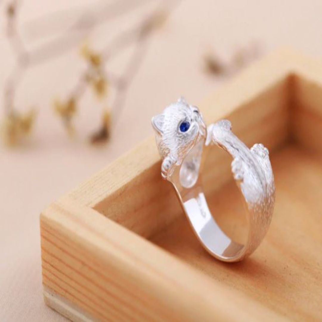 Ring mit Glückskatze, Smiley-Katze und Umarm-Katze