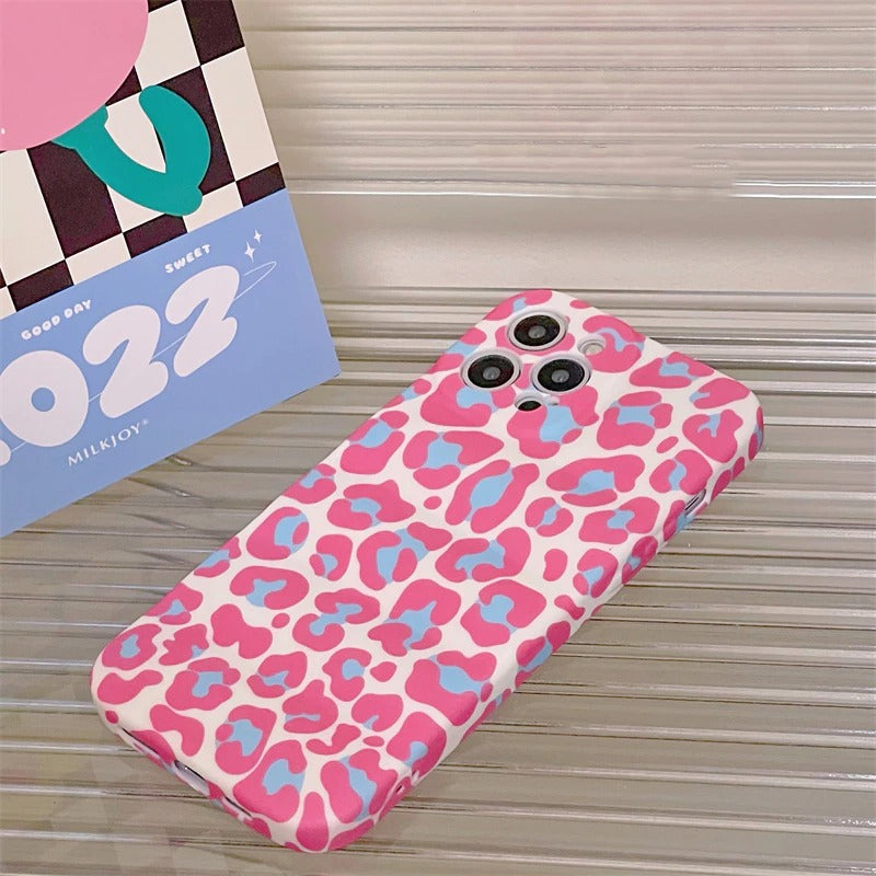 Pufferetui mit Leopardenmuster in Pink
