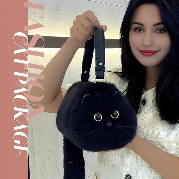 woman carry black cat shaped handbag, 3D cat purse, kitty purse and unique gift for cat lover woman

