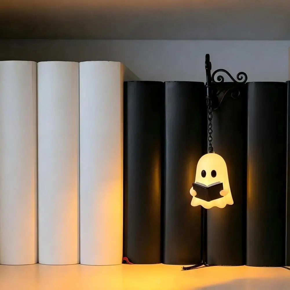 Ghost Streetlamp Bookstand™