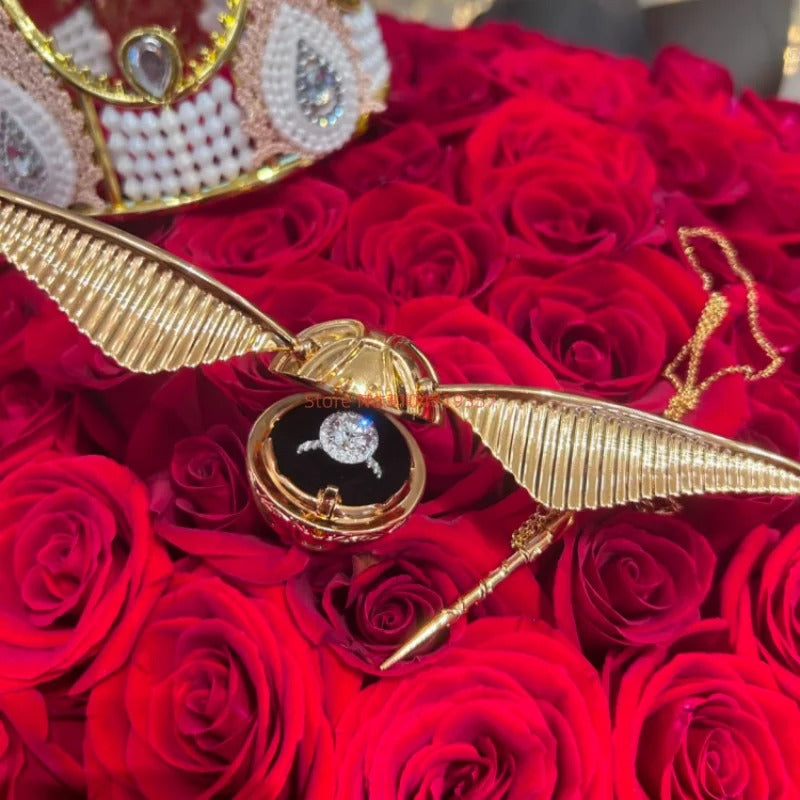 ROSEBOX Drehbare Schmuckschatulle mit konservierten Rosen 